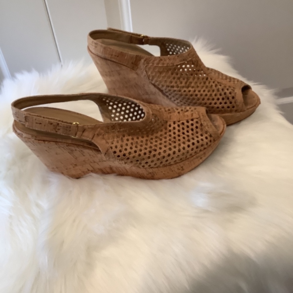 Vaneli Size 9 Tan - Picture 3 of 3